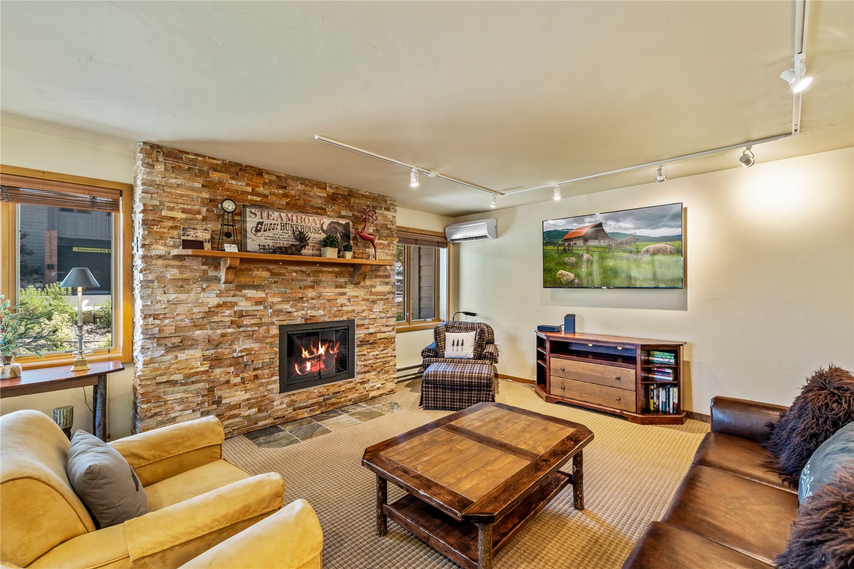 2420 Ski Trail Lane 315