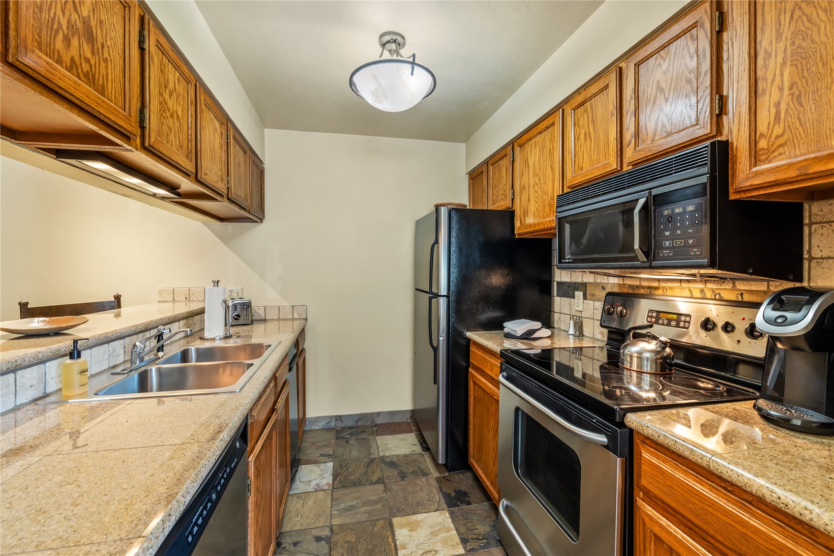 2420 Ski Trail Lane 315