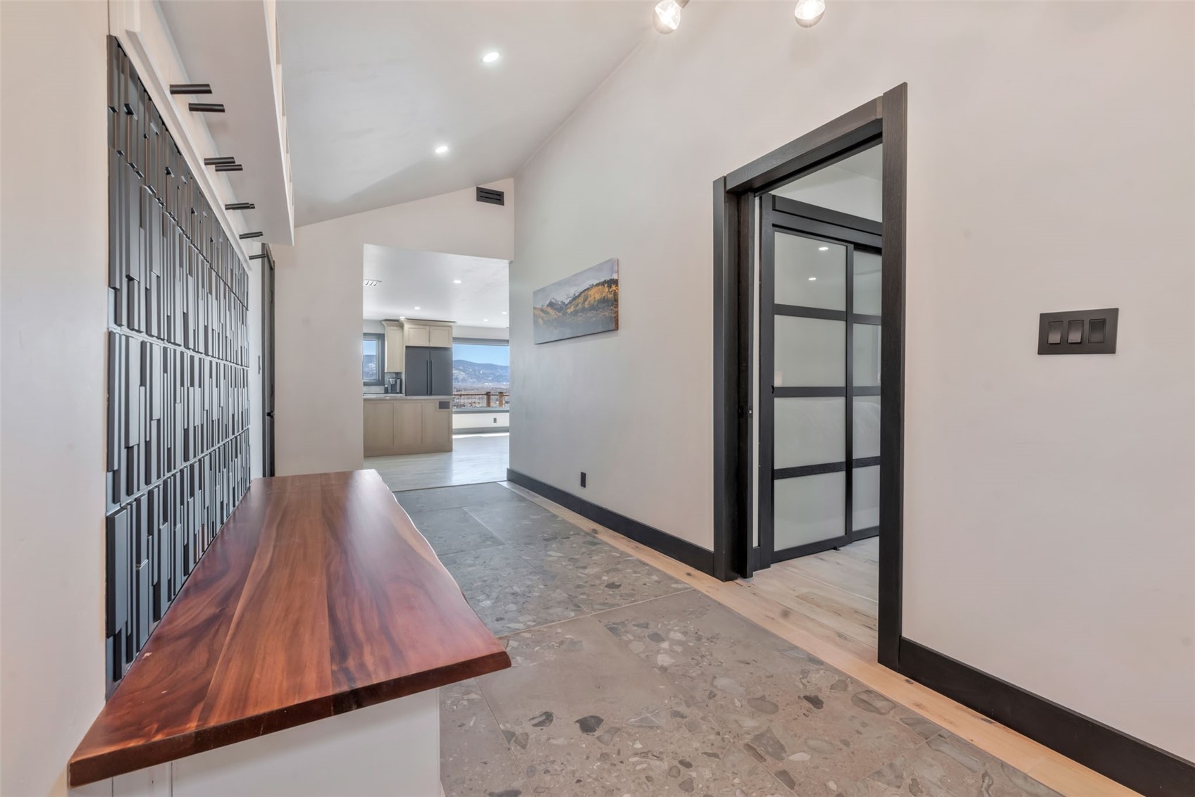 1225 Buckskin DRIVE
