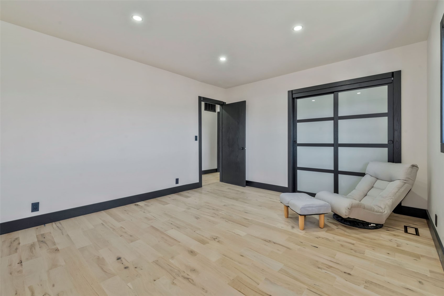 1225 Buckskin DRIVE