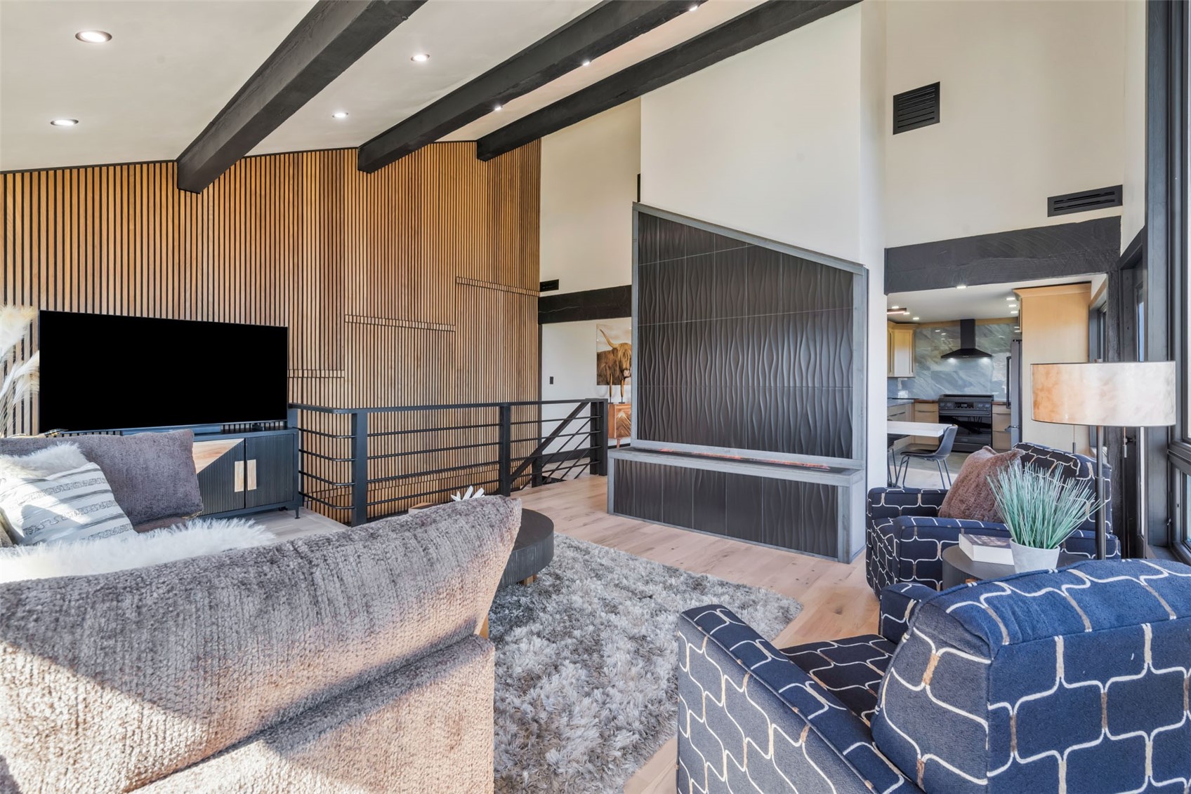 1225 Buckskin DRIVE