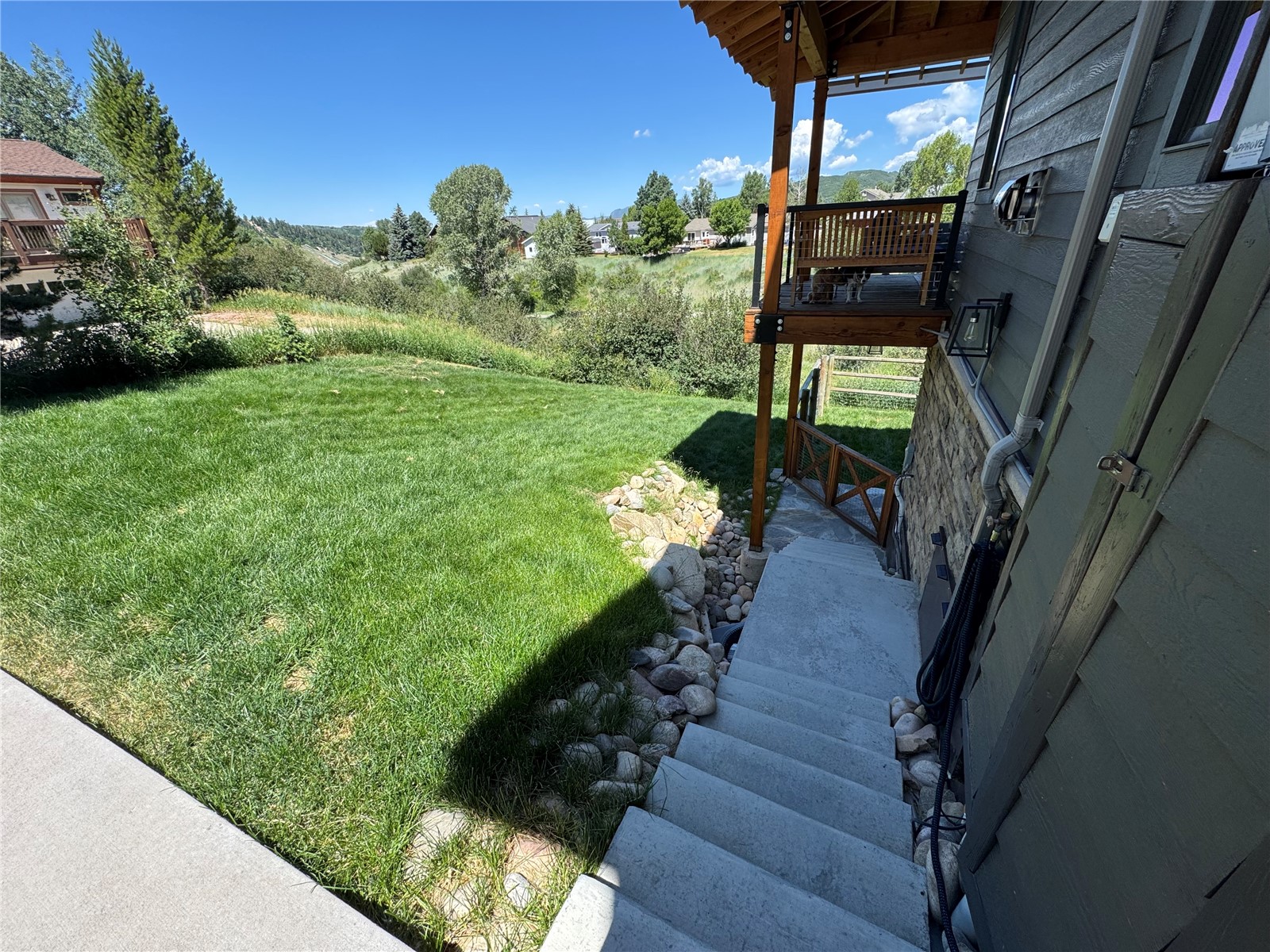 418 Willow COURT