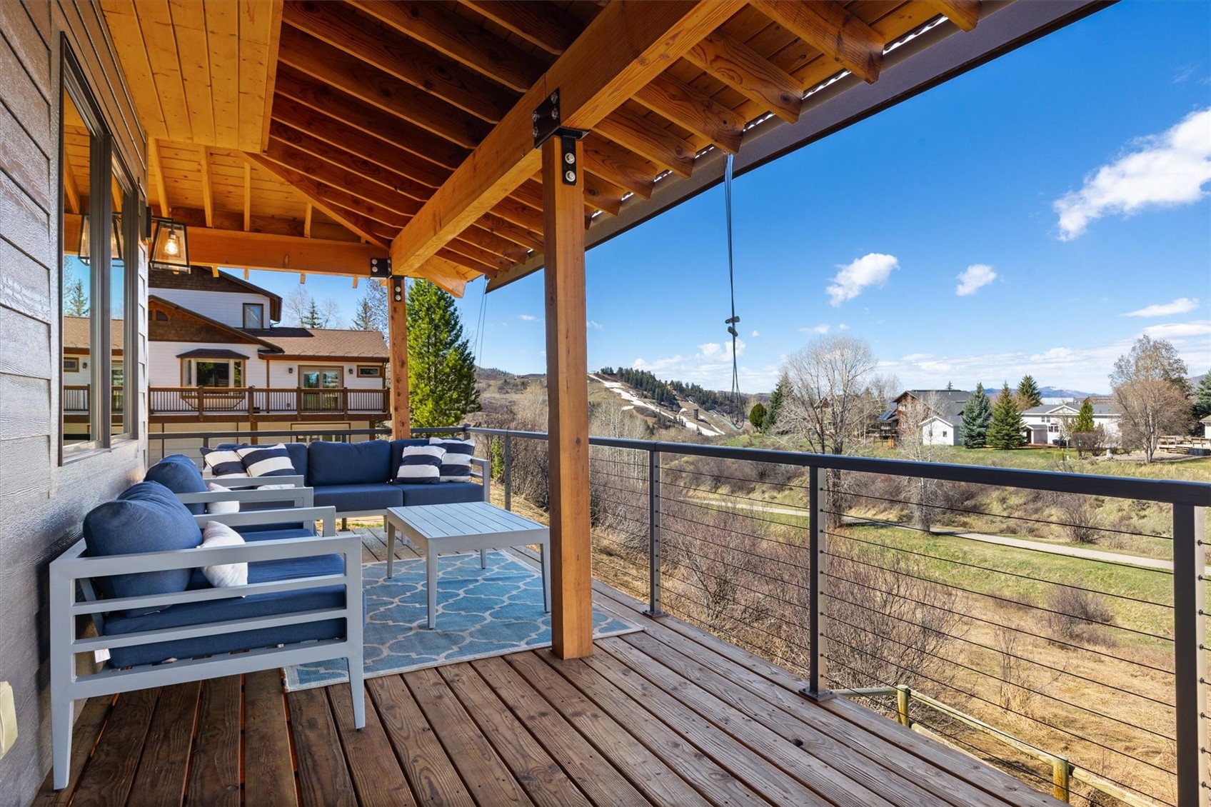 418 Willow COURT
