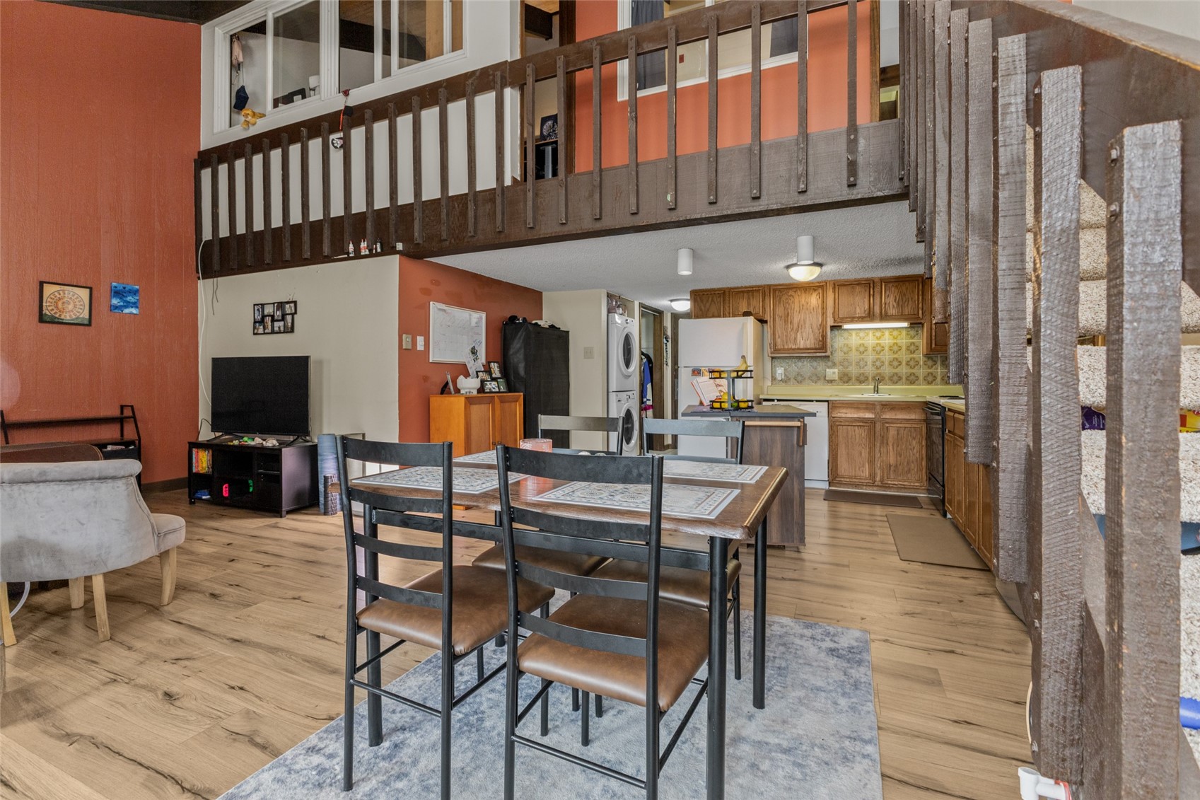 465 Tamarack DRIVE B211