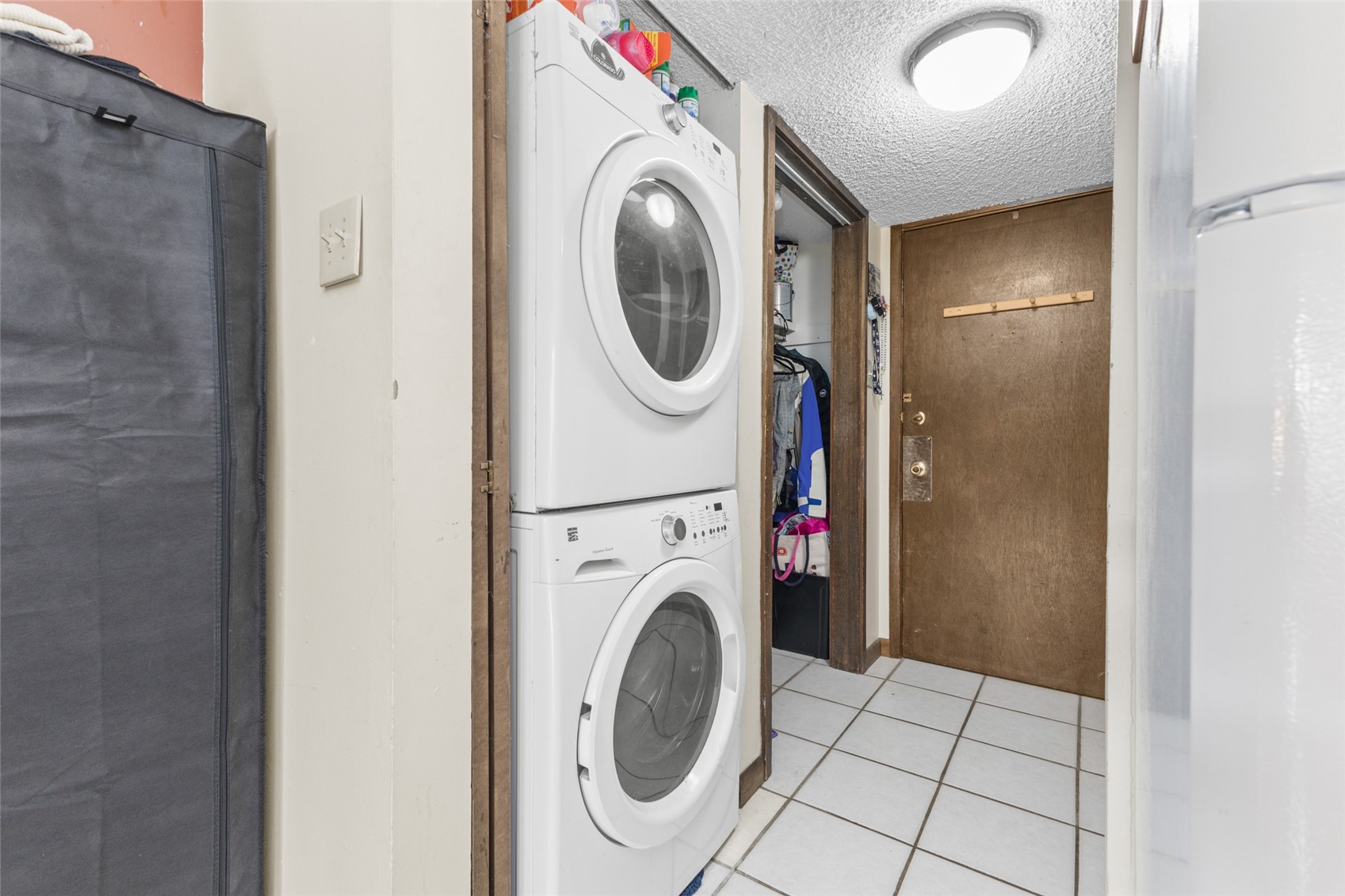 465 Tamarack DRIVE B211