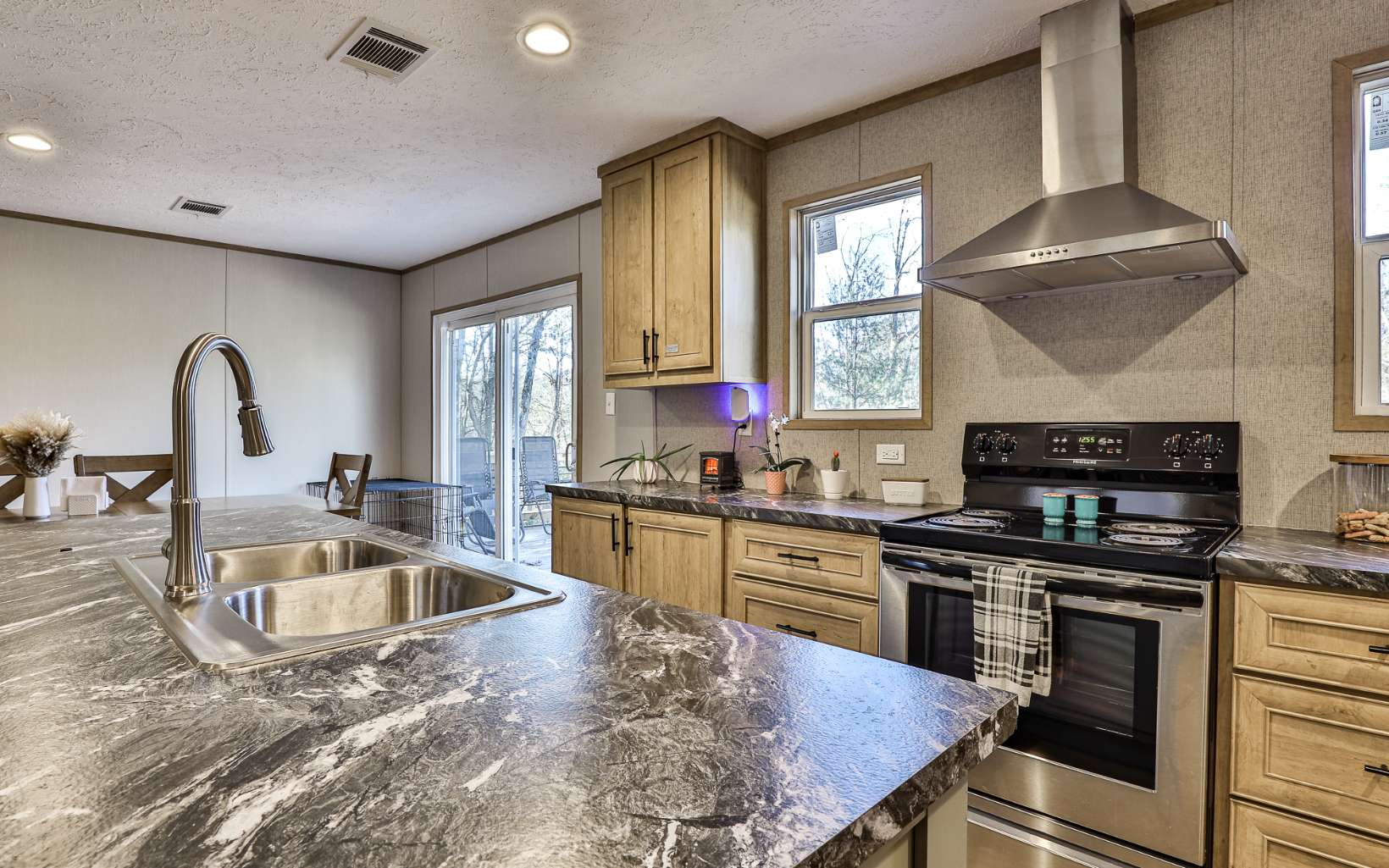 377 Dover Chapel Terrace