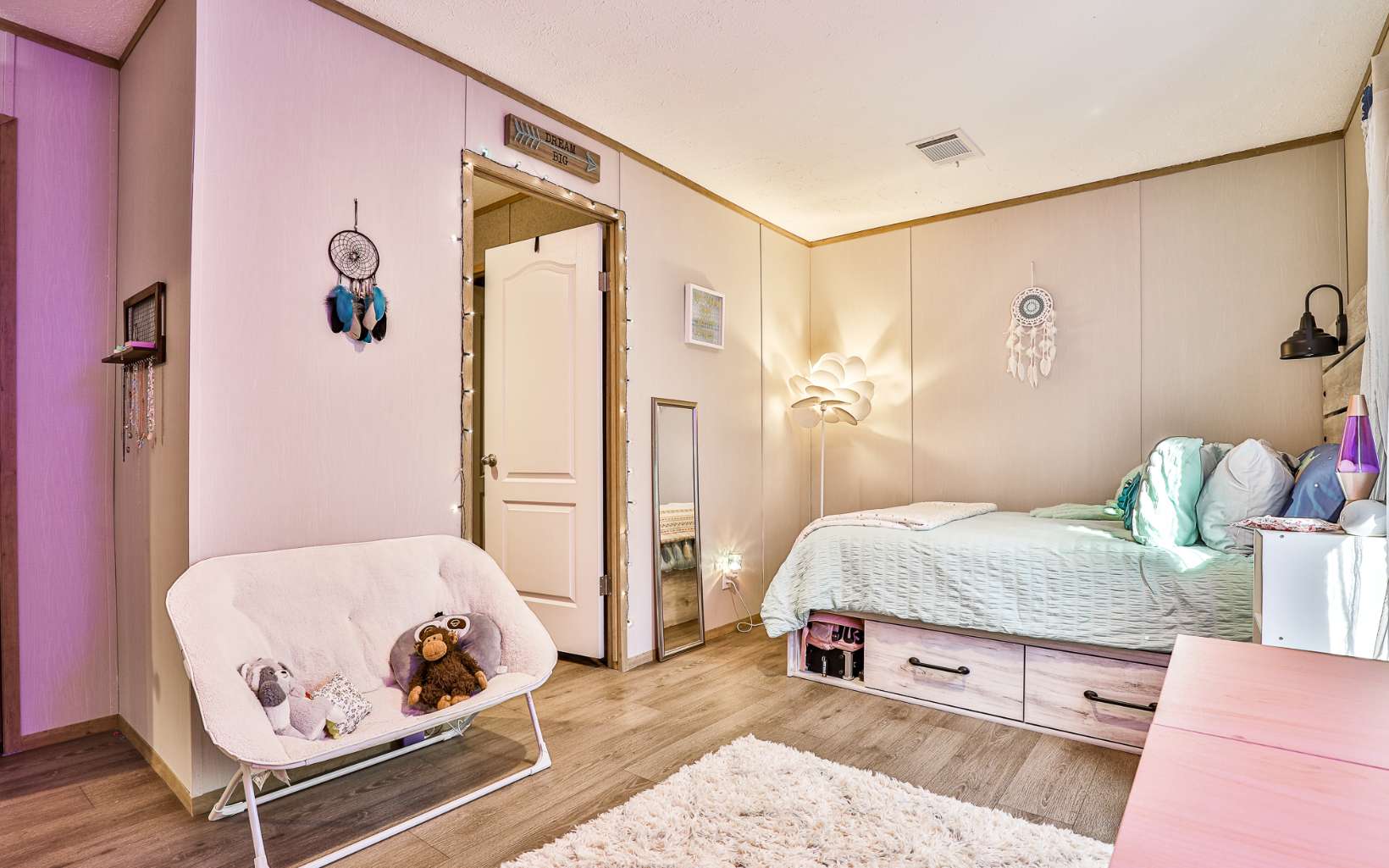 377 Dover Chapel Terrace