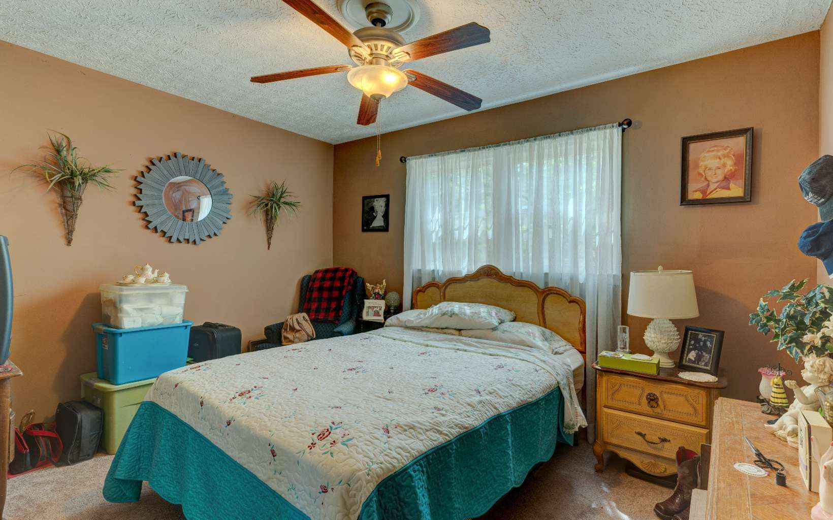 1932 Poinsettia Drive