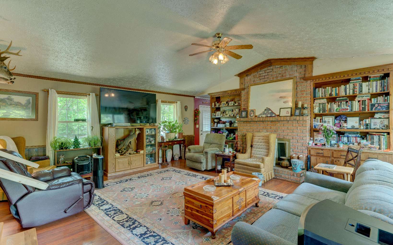 1932 Poinsettia Drive