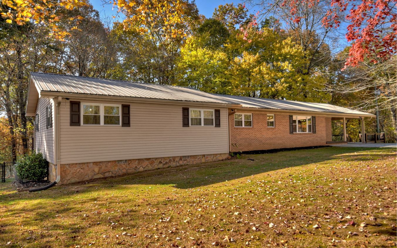 241 Roberts Ridge Road