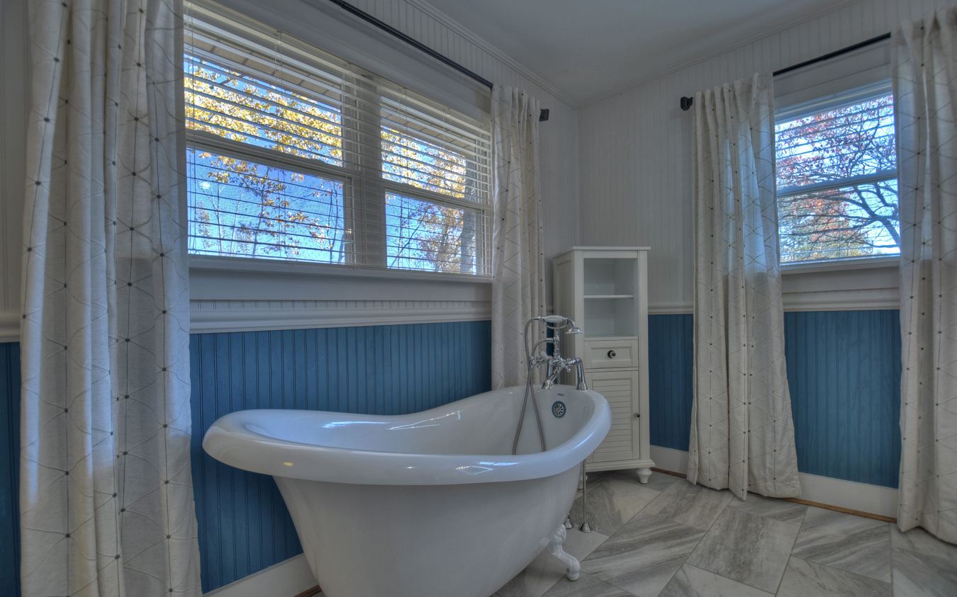 241 Roberts Ridge Road