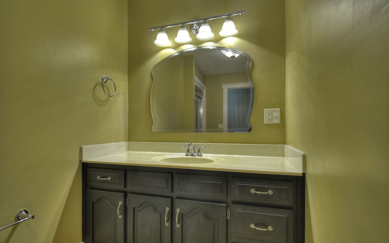 241 Roberts Ridge Road