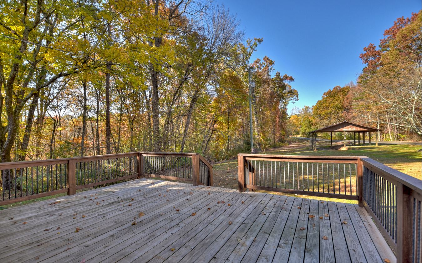 241 Roberts Ridge Road