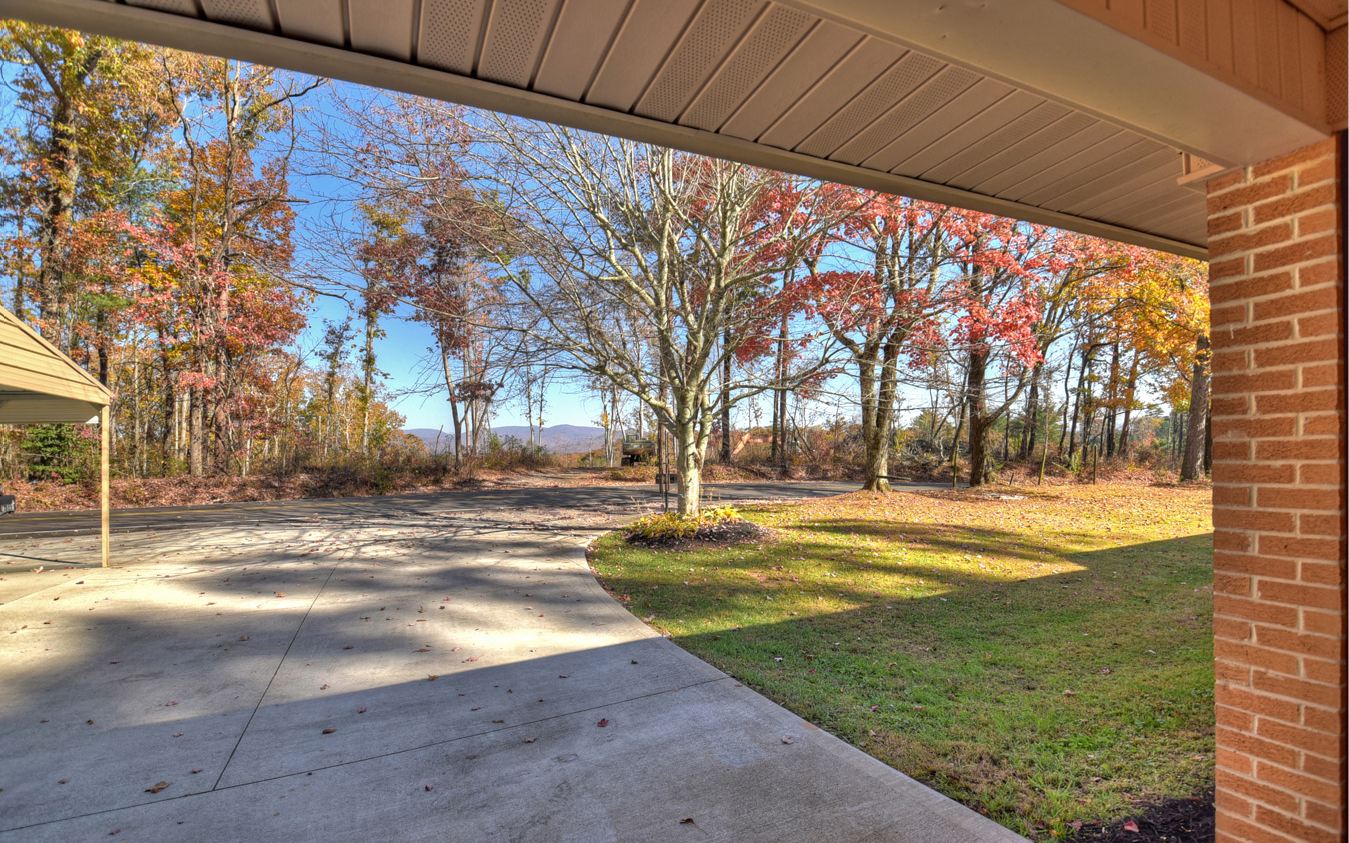 241 Roberts Ridge Road