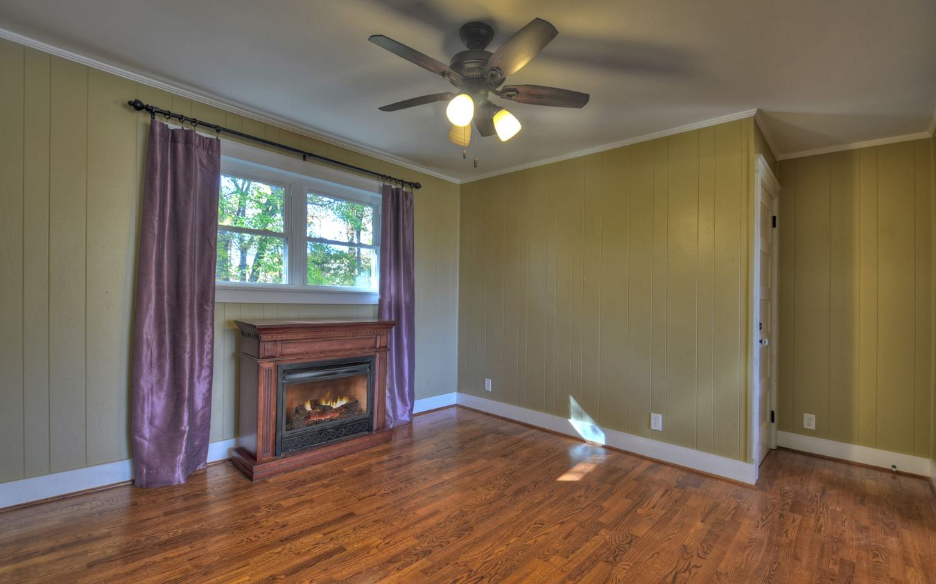 241 Roberts Ridge Road