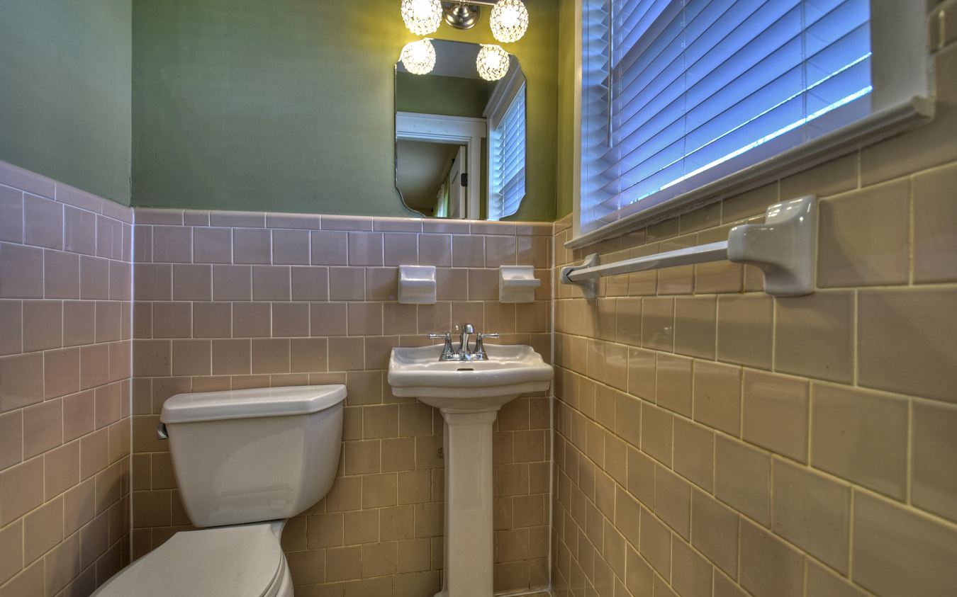 241 Roberts Ridge Road