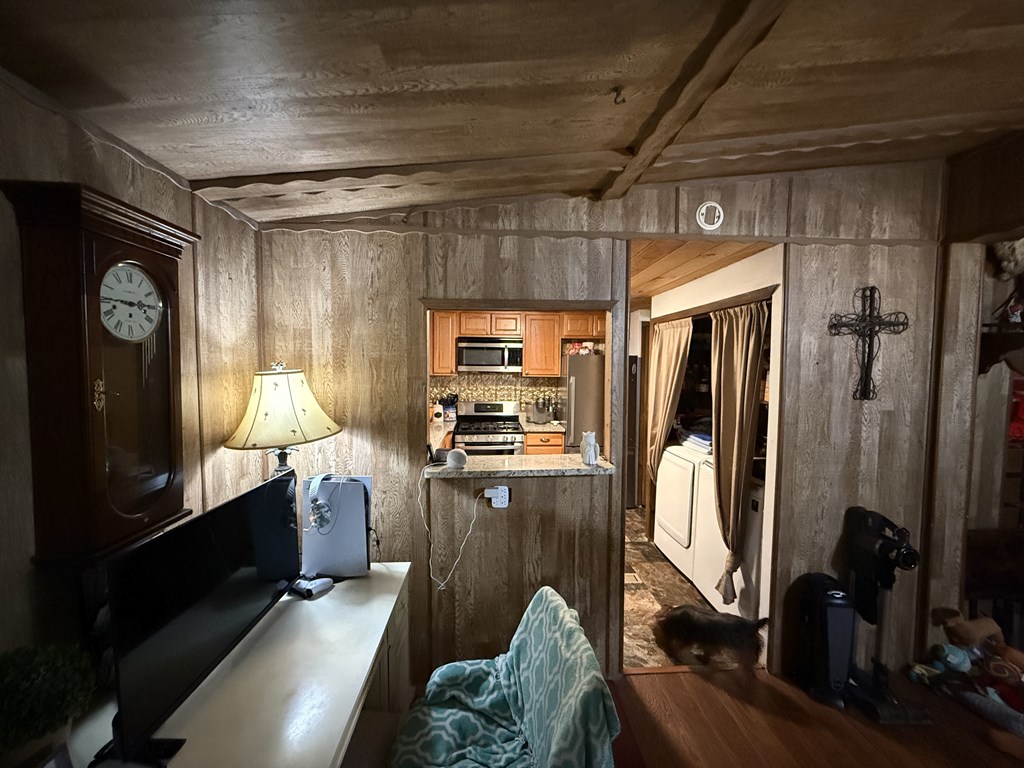 690 Northcutt Rd/Hwy 515