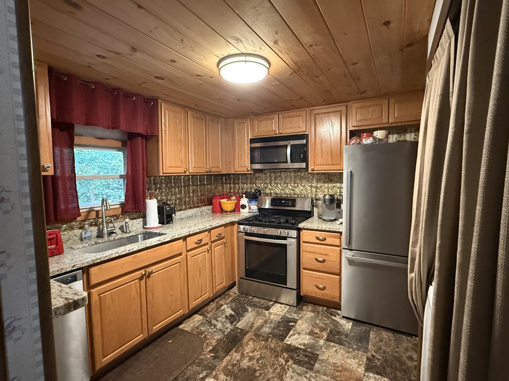 690 Northcutt Rd/Hwy 515