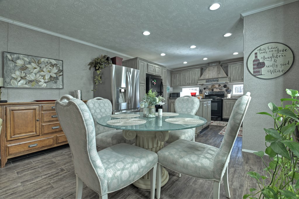 694 Northcutt Rd/Hwy 515