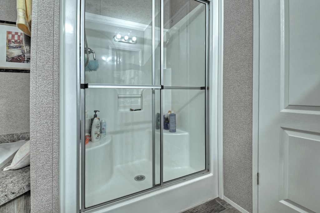 694 Northcutt Rd/Hwy 515