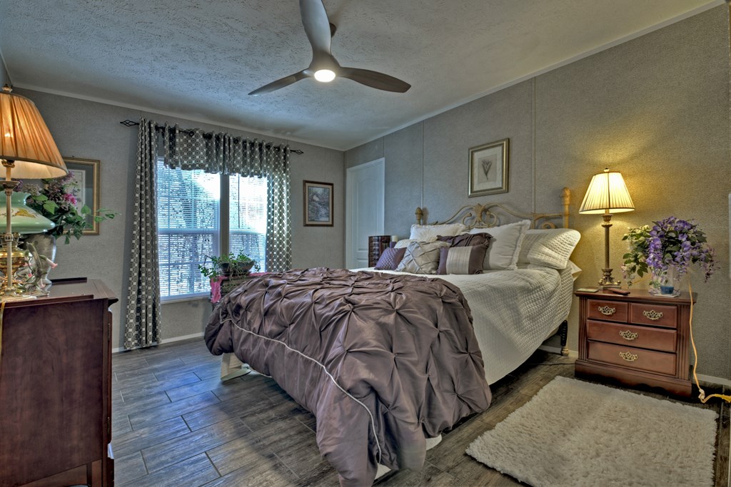 694 Northcutt Rd/Hwy 515