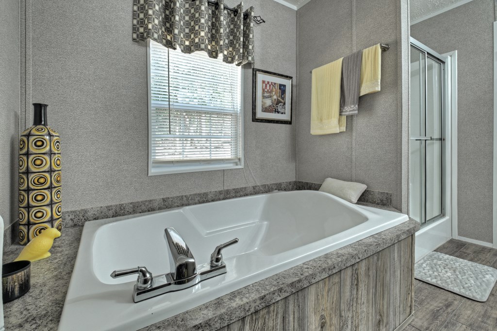 694 Northcutt Rd/Hwy 515