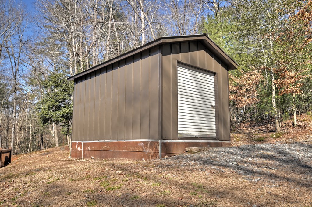 694 Northcutt Rd/Hwy 515