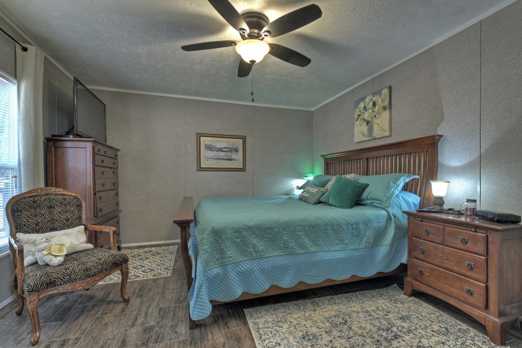 694 Northcutt Rd/Hwy 515