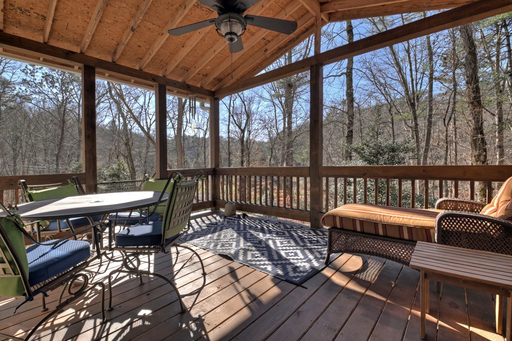 694 Northcutt Rd/Hwy 515