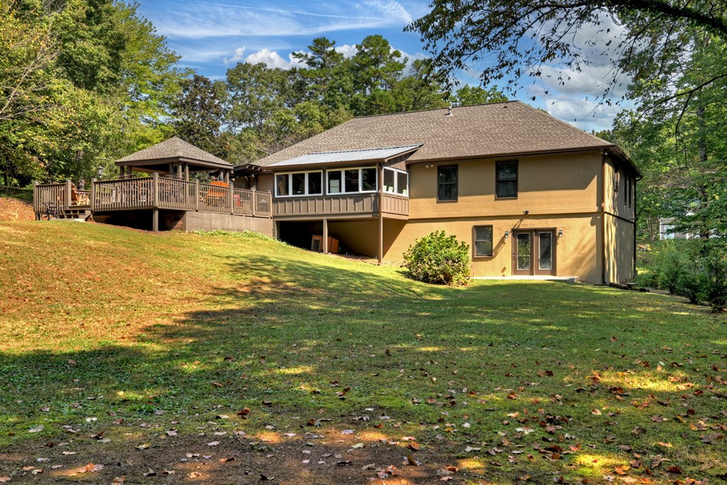 276 Westwoods Drive