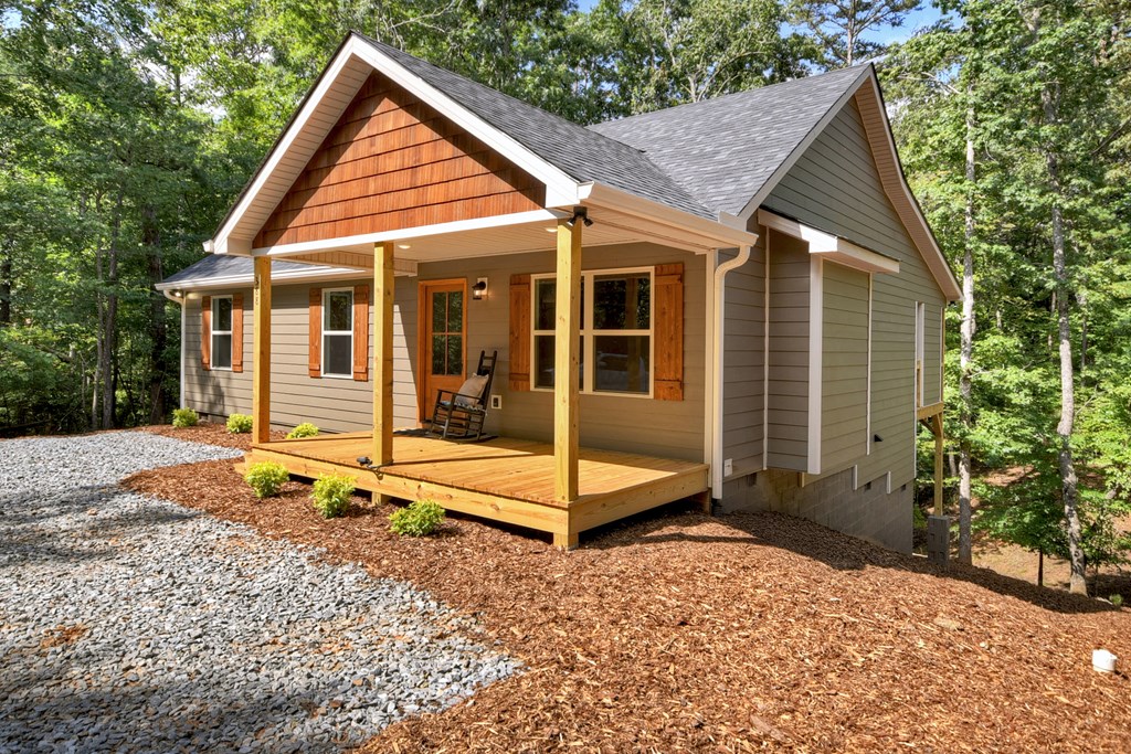 388 Carlisle Drive