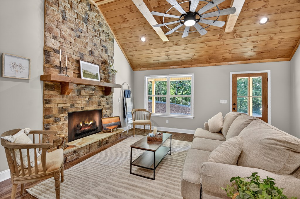 388 Carlisle Drive