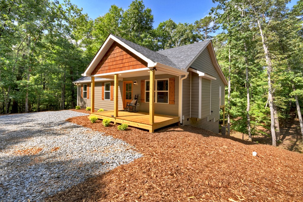 388 Carlisle Drive