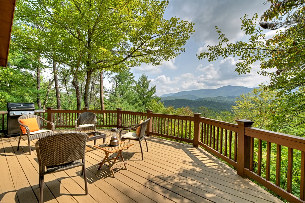 327 Kateri Ridge