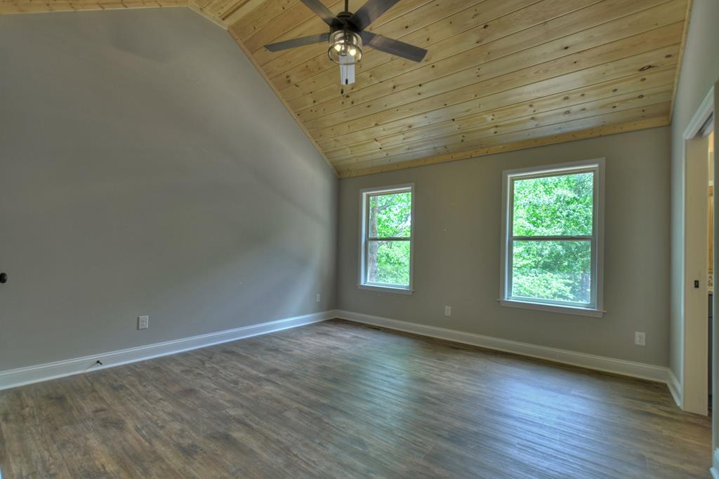 297 Oneida Circle