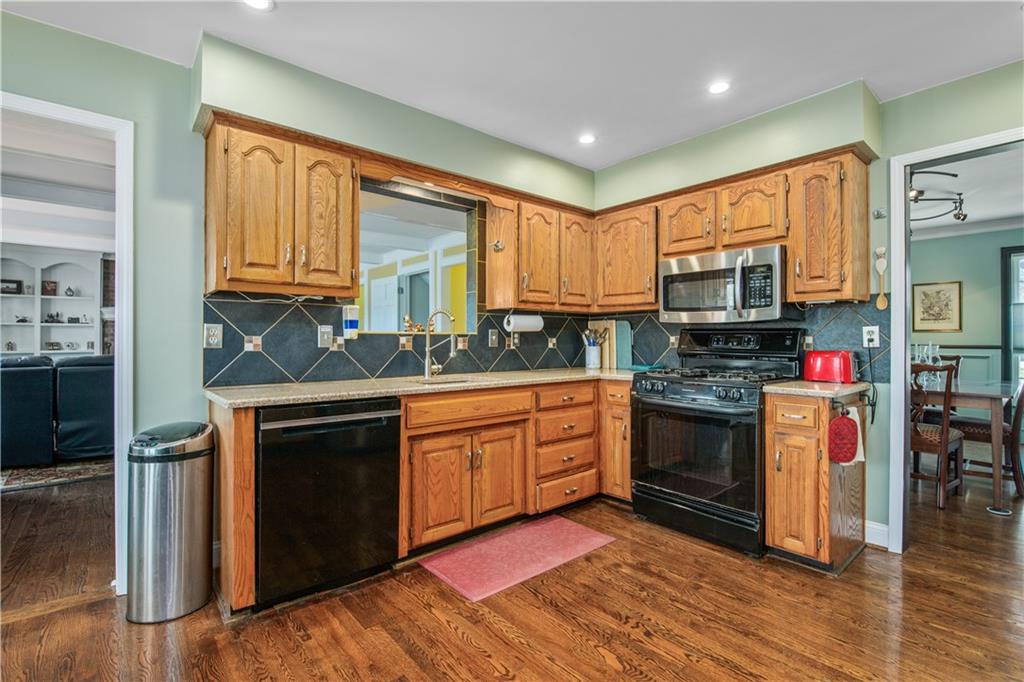 706 N Persimmon View Circle