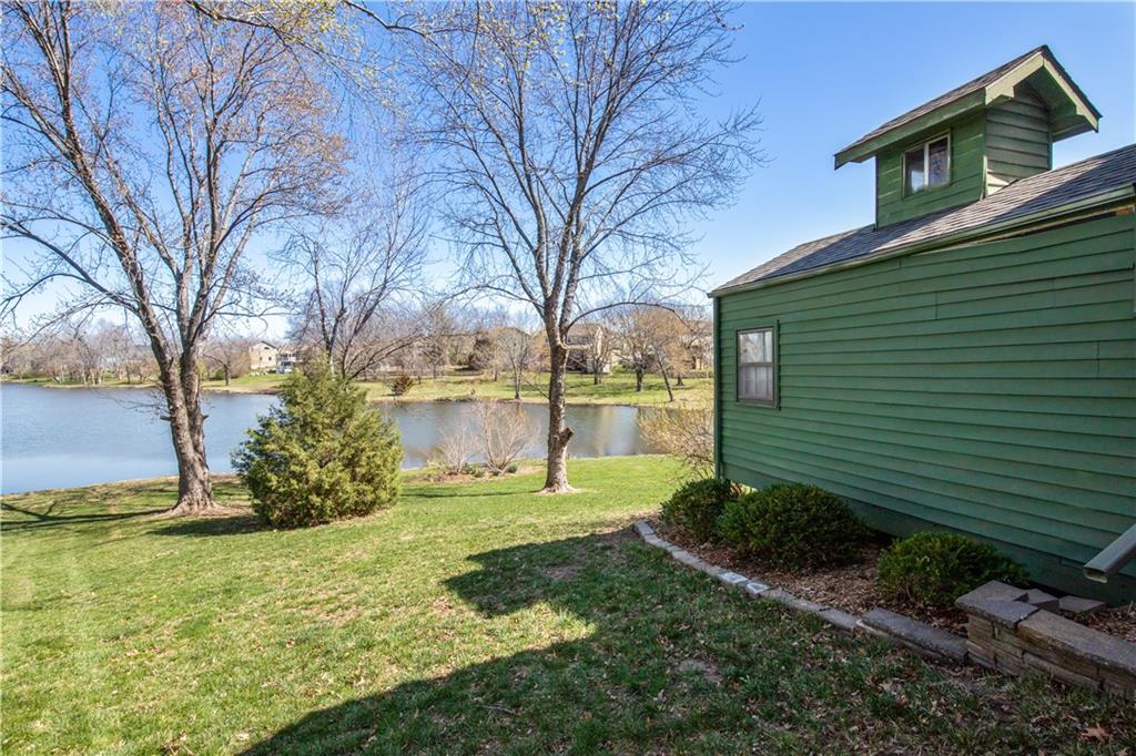 706 N Persimmon View Circle