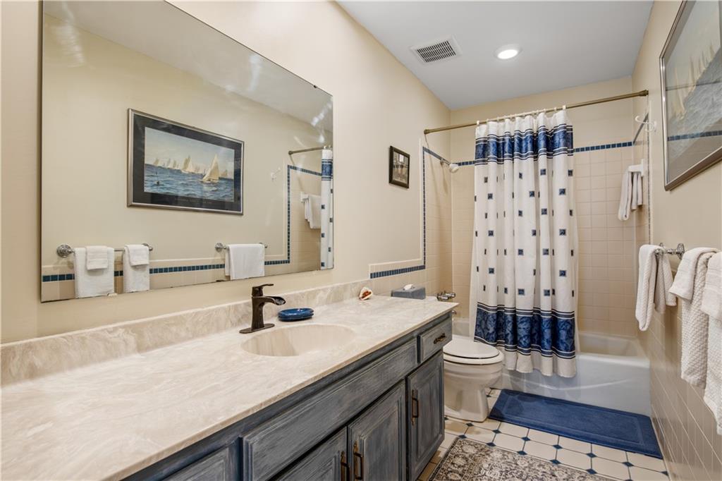 706 N Persimmon View Circle