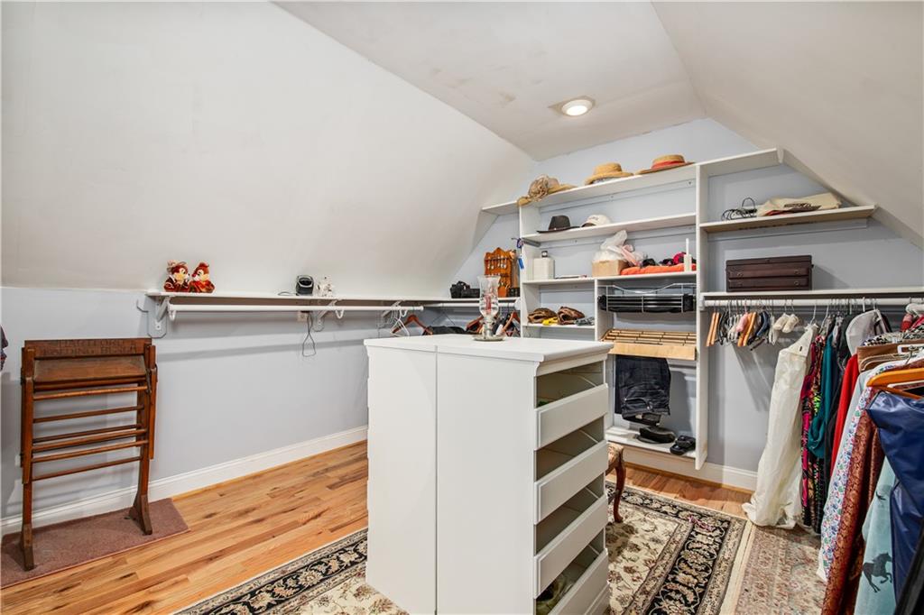 706 N Persimmon View Circle