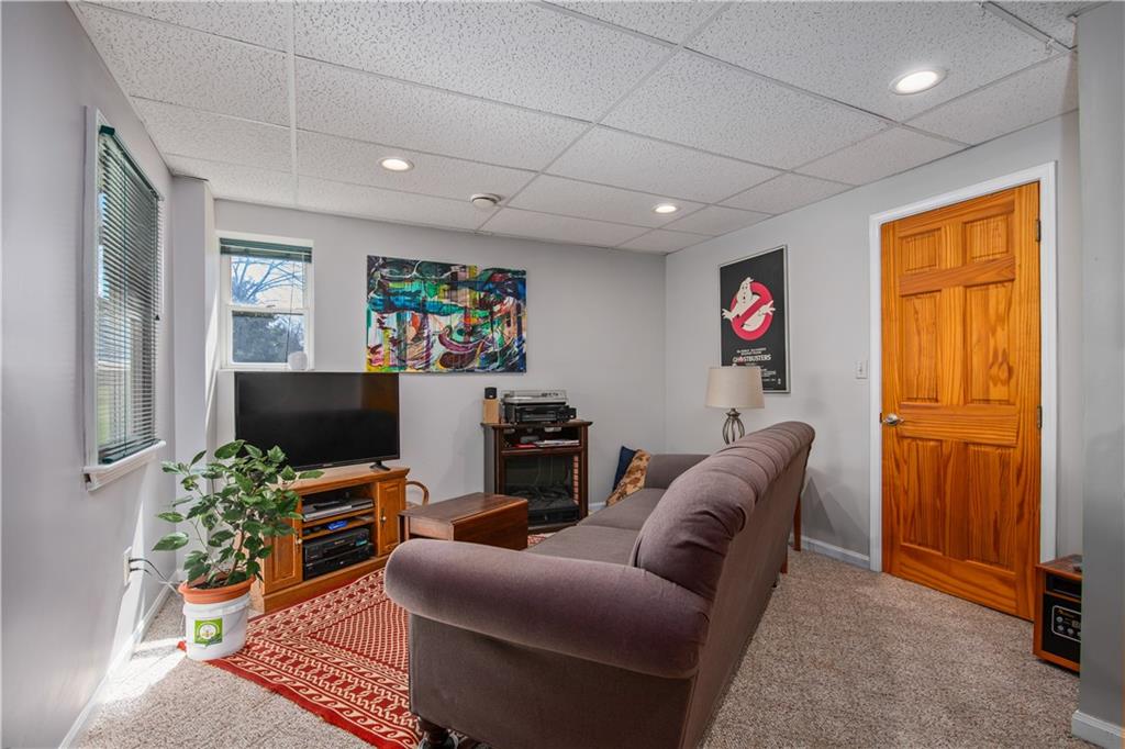 706 N Persimmon View Circle