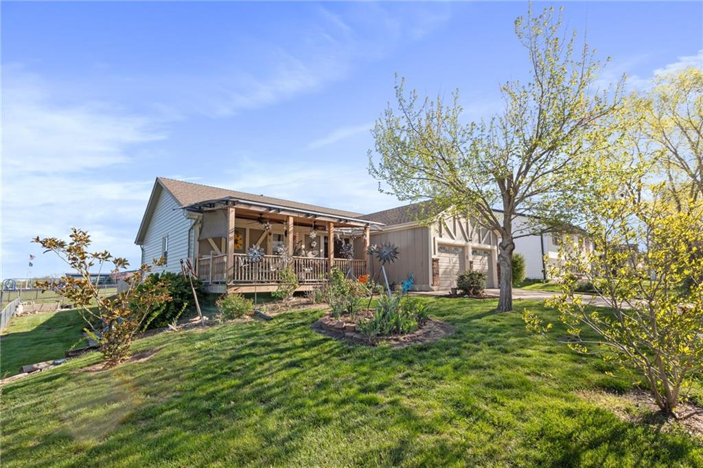 126 E Westhoff Place