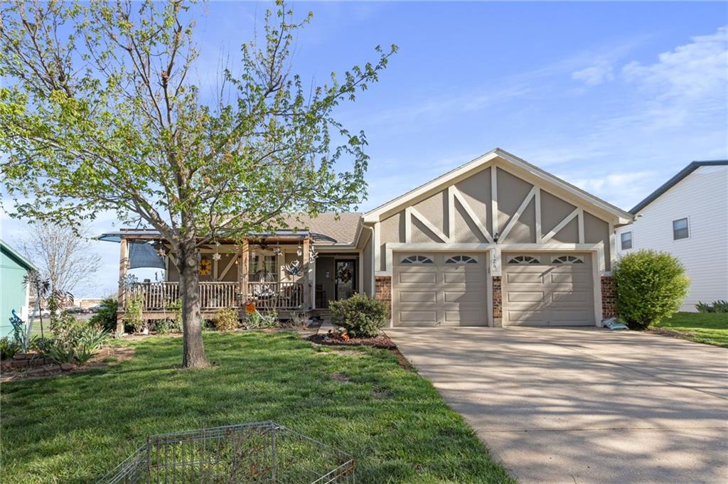 126 E Westhoff Place