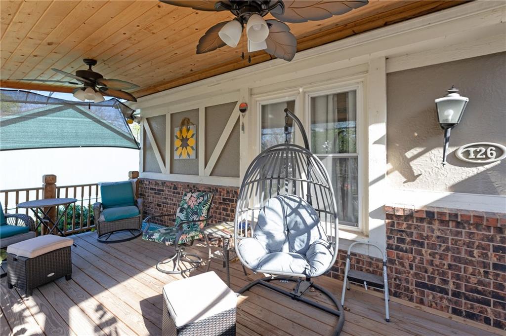 126 E Westhoff Place