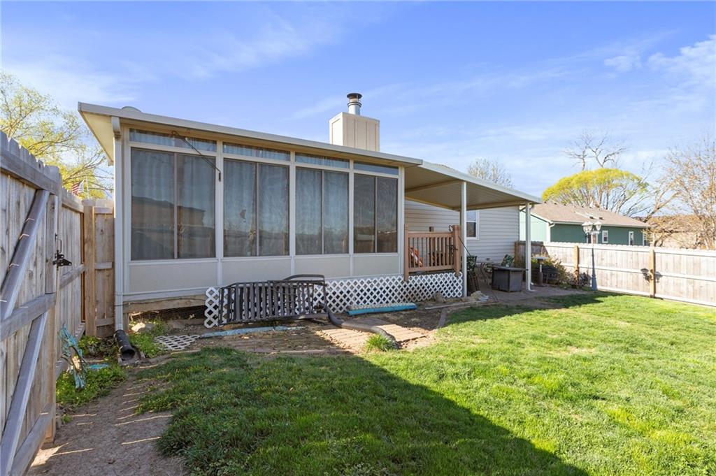 126 E Westhoff Place