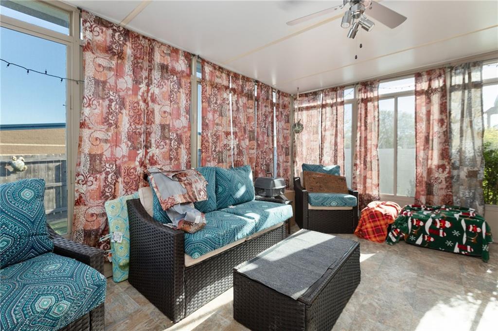 126 E Westhoff Place