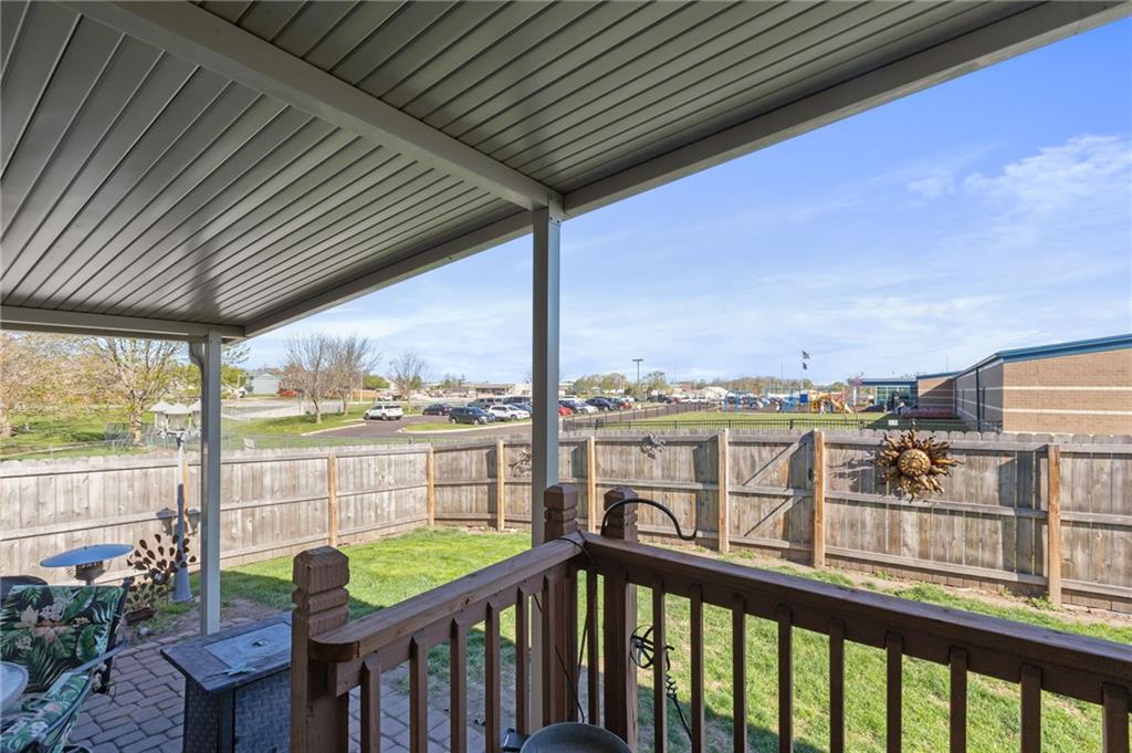 126 E Westhoff Place