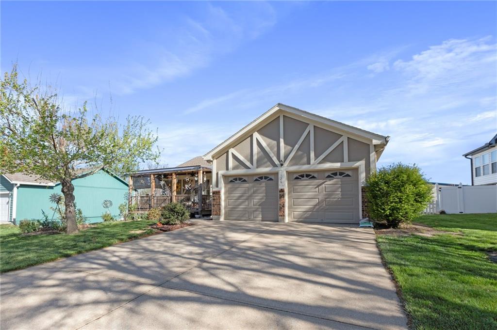 126 E Westhoff Place