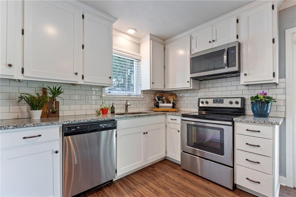 14221 S Summertree Lane