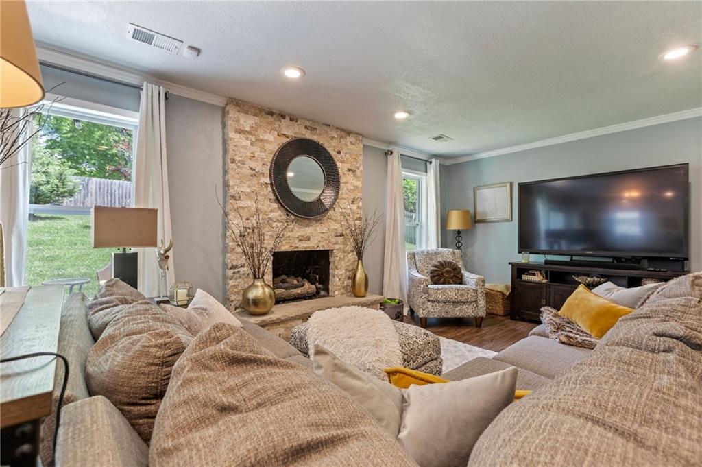 14221 S Summertree Lane