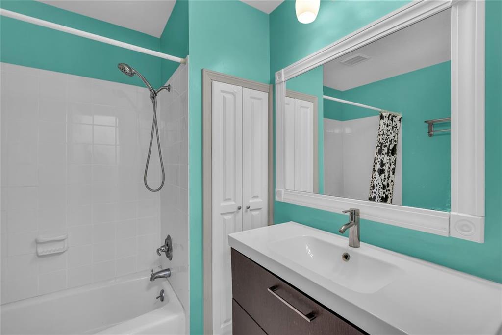 11921 W 49th Terrace